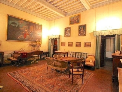 Prestigioso complesso residenziale in vendita Piazza della Maddalena, Pescia, Pistoia, Toscana