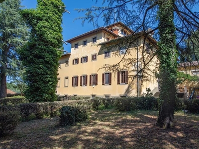 Prestigiosa villa di 1045 mq in vendita, Arezzo, Italia