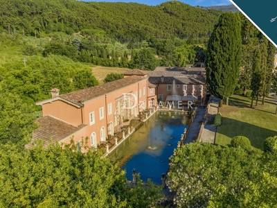 Villa di 1680 mq in affitto Via Santeschi 64, Lucca, Toscana