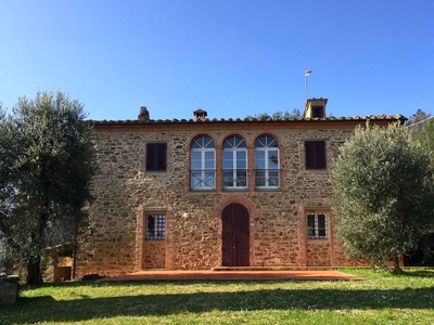 Villa di 250 mq in vendita Chianni, Toscana