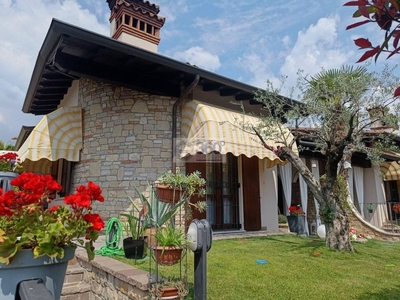 Esclusiva villa in vendita Via Biline, Rodengo-Saiano, Brescia, Lombardia
