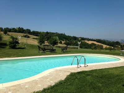 Villa di 341 mq in vendita Montelabbate, Marche