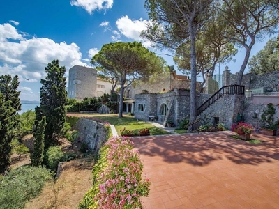 Prestigiosa villa di 400 mq in vendita, Monte Argentario, Toscana