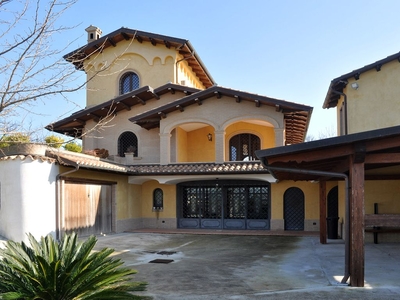 Villa di 432 mq in vendita Tortoreto, Italia