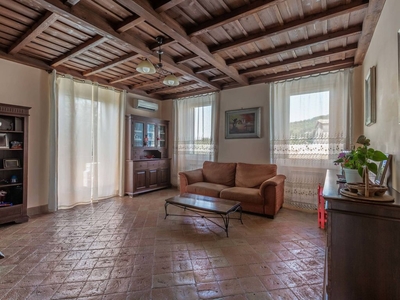 Villa di 600 mq in vendita Bracciano, Italia