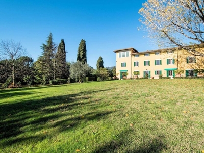 Villa in vendita Pescia, Toscana
