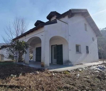 Villa in Vendita ad Villanova D`albenga - 127979 Euro