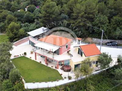 Villa di 300 mq in vendita Alassio, Liguria