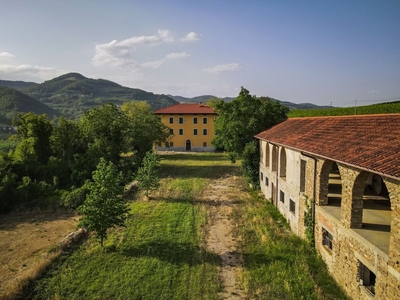 Prestigiosa villa di 1230 mq in vendita, Frazione Mulino, Vesime, Asti, Piemonte