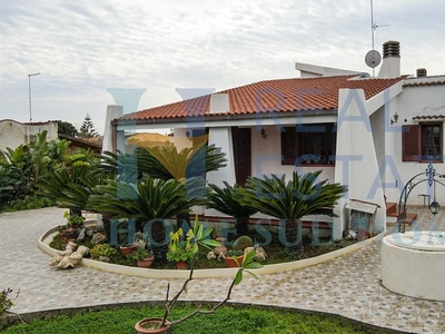 Villa di 280 mq in vendita Siracusa, Sicilia