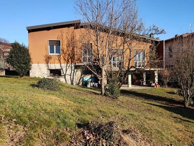 Esclusiva villa di 305 mq in vendita Varese, Lombardia