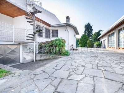 Villa in vendita Via dei Platani, Arconate, Lombardia