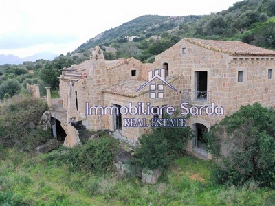Esclusiva villa di 300 mq in vendita Lu Canniscioni, Italia