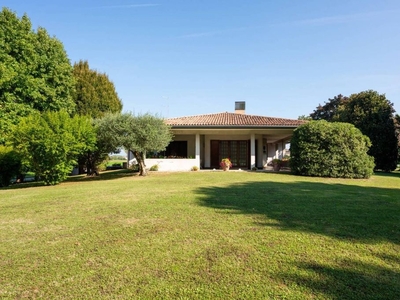 Villa in vendita Via Papa Giovanni XXIII, Roncade, Treviso, Veneto