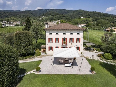 Villa in vendita Via Santa Fosca, Cavaso del Tomba, Treviso, Veneto