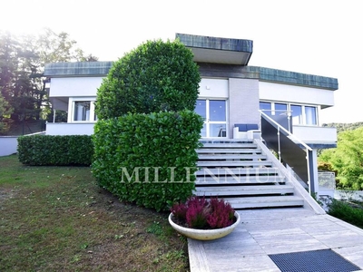 Prestigiosa villa di 150 mq in vendita Via Verbano, Arona, Novara, Piemonte