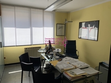 Ufficio in affitto a Viareggio