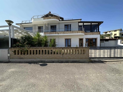 Villa Bifamiliare in vendita a Vasto - Zona: Vasto Marina