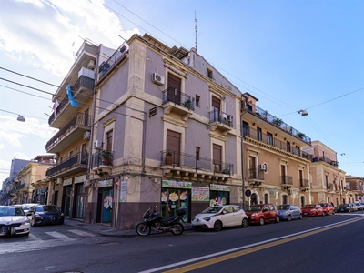 Appartamento in vendita a Catania Piazza Palestro / Fortino