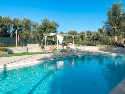 Casa a Latiano con piscina privata