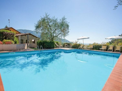 Casa con piscina, terrazza e barbecue + vista panoramica