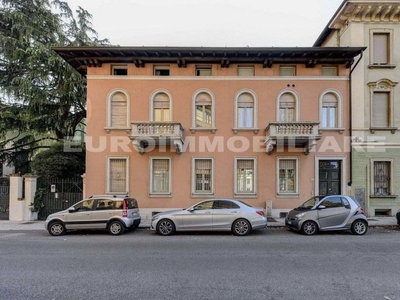Prestigiosa villa di 588 mq in vendita Via Carlo Pisacane, 2, Brescia, Lombardia