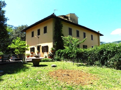 Villa bifamiliare in affitto a Bagno a Ripoli Firenze Vallina