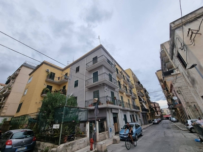Appartamento in vendita a Palermo Viale Regione Siciliana - Via Evangelista Di Blasi