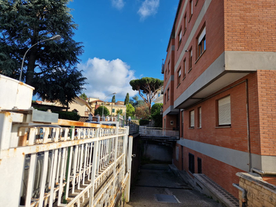 Appartamento in vendita in Marino, Italia