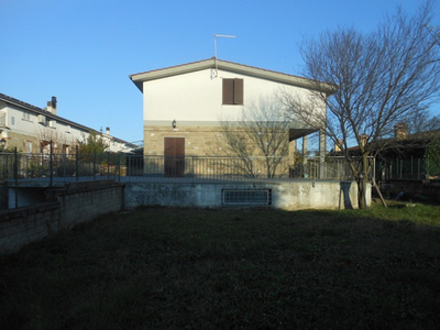 Casa in vendita in Anguillara Sabazia, Italia