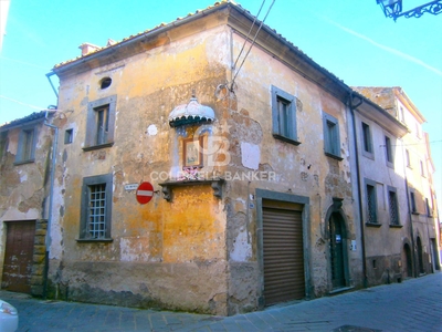 Casa in vendita in Bagnoregio, Italia
