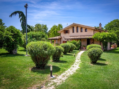 Casa in vendita in Riano, Italia