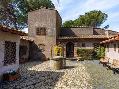 Casa in vendita in Tenuta Santa Colomba, Italia