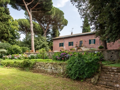 Casa in vendita in Tor San Lorenzo, Italia