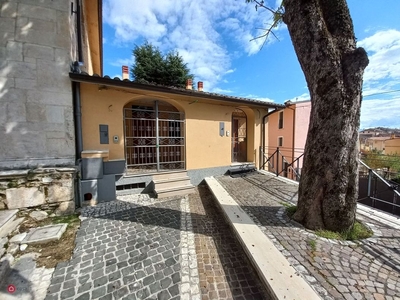 Casa indipendente in Vendita in Via Cacciano 32 a L'Aquila