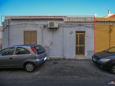 Casa indipendente in Via Trento, Castelsardo, 2 locali, 1 bagno, 49 m²