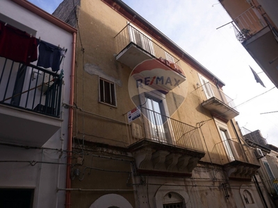 Casa semindipendente in Via san francesco, Ragusa, 6 locali, 2 bagni