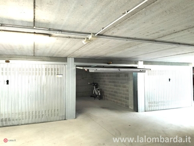Garage/Posto auto in Vendita in Lungolago Cesare Battisti 59 a Desenzano del Garda