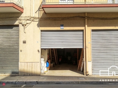Garage/Posto auto in Vendita in Via Avv. D. Cirignola, Ostuni, BR a Ostuni