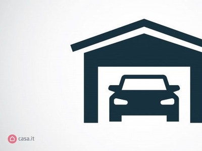 Garage/Posto auto in Vendita in Via XXIV Maggio 6 a Lentate sul Seveso