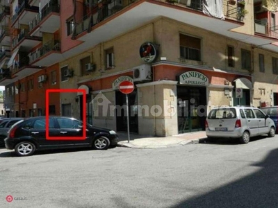 Negozio/Locale commerciale in Vendita in Via Cugini 36 a Taranto