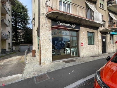 Negozio/Locale commerciale in Vendita in Via Giacomo Matteotti 29 a Arcisate