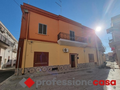 Quadrilocale in Via Giuseppe Garibaldi 143, Taranto, 2 bagni, 170 m²