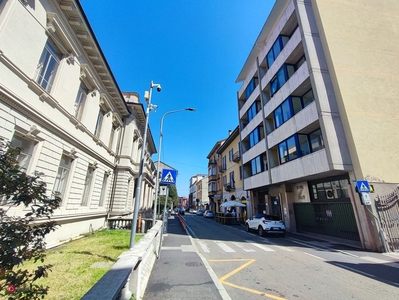 Ufficio in Vendita in Via Como 24 a Varese