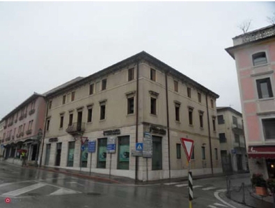 Ufficio in Vendita in Via Giuseppe Garibaldi 1 a Pieve di Soligo