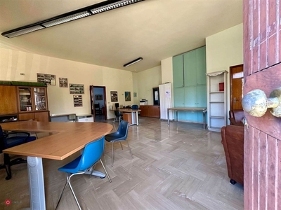 Ufficio in Vendita in Via Palma di Montechiaro 214 a Ragusa
