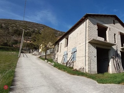 Villa in Vendita in Via Collettara a L'Aquila