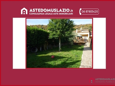 Villa in Via degli Aranci, Bracciano, 8 locali, 3 bagni, garage
