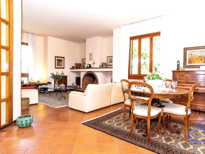 Villa in vendita a Quarrata Pistoia