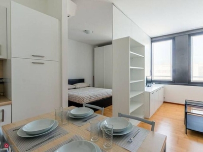 Appartamento in Affitto in Via Enrico Caviglia a Milano